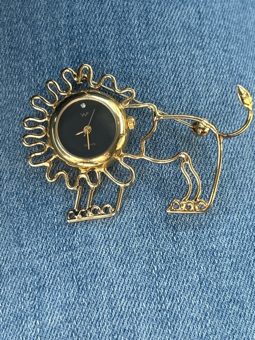 Rare vintage Von Furstenberg lion watch brooch